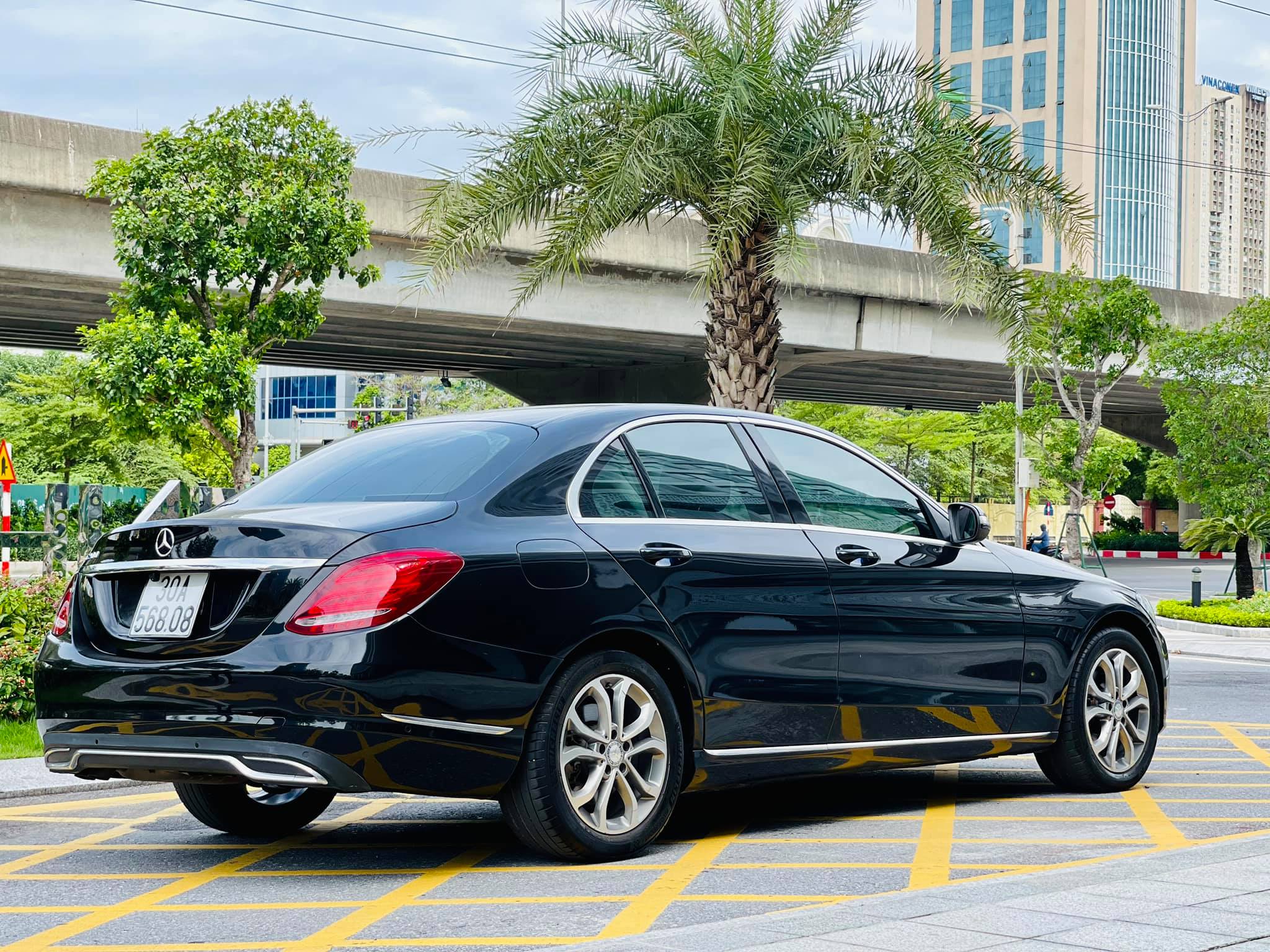 Hình ảnh chi tiết Mercedes CClass 2015 vừa ra mắt tại Malaysia sẽ về Việt  Nam cuối năm nay